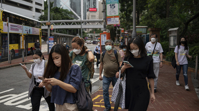 Hong Kong'da korona yayılıyor görseli