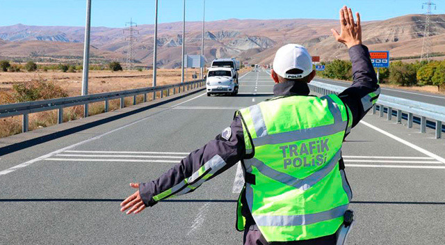 İstanbul’da bugün bazı yollar trafiğe kapatılacak: İşte alternatif yollar görseli