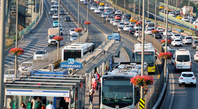 İstanbul'da toplu ulaşımda kış tarifesi başlıyor: 06.00-14.00 saatlerinde toplu ulaşım ücretsiz görseli