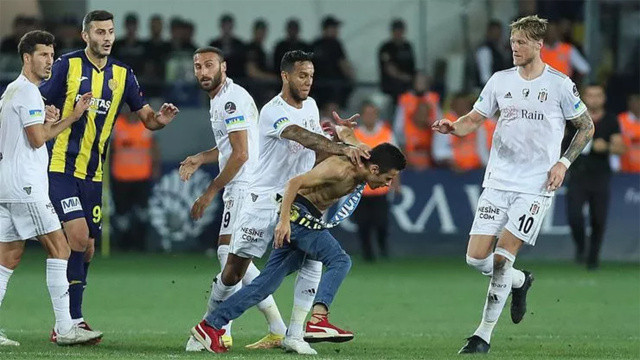 Josef de Souza, sportmenliğe aykırı hareketten PFDK'ya sevk edildi! görseli
