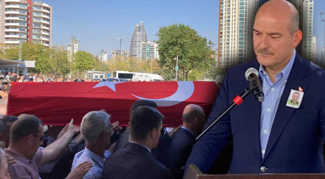 Şehit polise acı veda! Bakan Soylu Mersin şehidi için düzenlenen törende gözyaşlarına tutamadı görseli