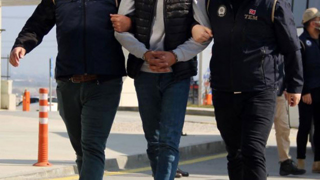 Son dakika: Sosyal medyada PKK propagandası yapan 4 kişiye gözaltı kararı görseli