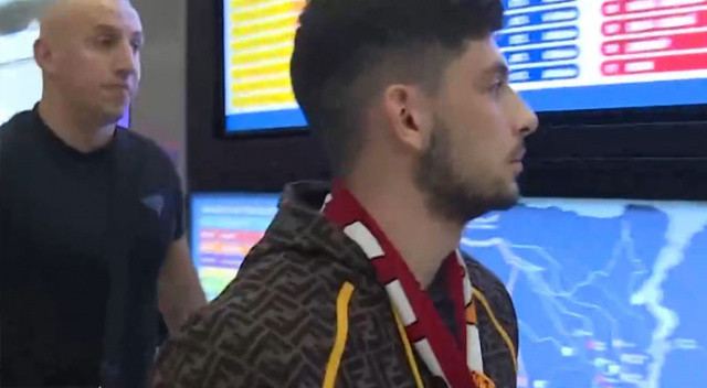 Yusuf Demir'in muhabirle diyaloğu gündem oldu Galatasaray'ın yeni transferi sözleriyle güldürdü görseli