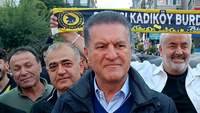Mustafa Sarıgül, Miçotakis'e çattı: Ülkende darbe olduğunda baban Türkiye'ye sığındı görseli